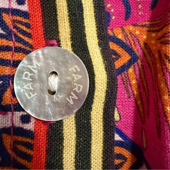 FARM Rio pink linen button up and shorts set (2 pieces) in Macaw Scarf XL - Picture 9 of 13